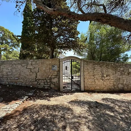 By The Sea Appartement Milna (Brac)