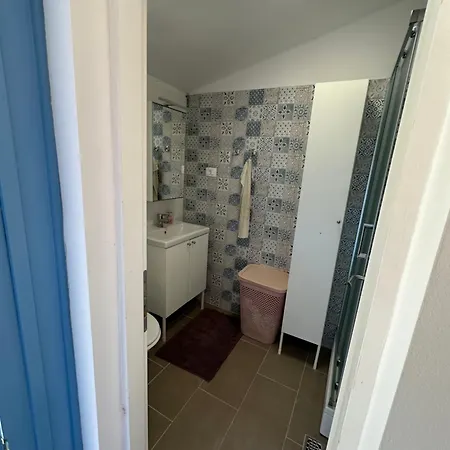 Apartamento By The Sea Milna (Brac)